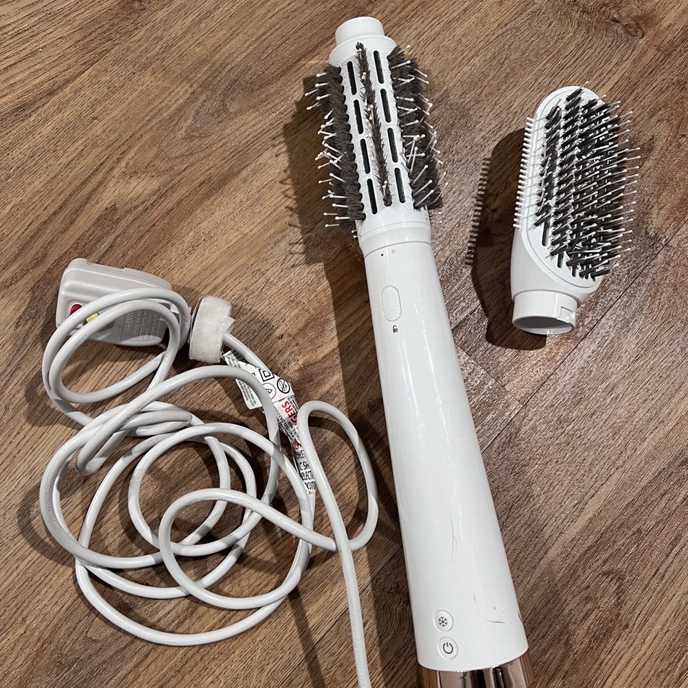 T3 White and Silver Hair Styling Tool with Attachments